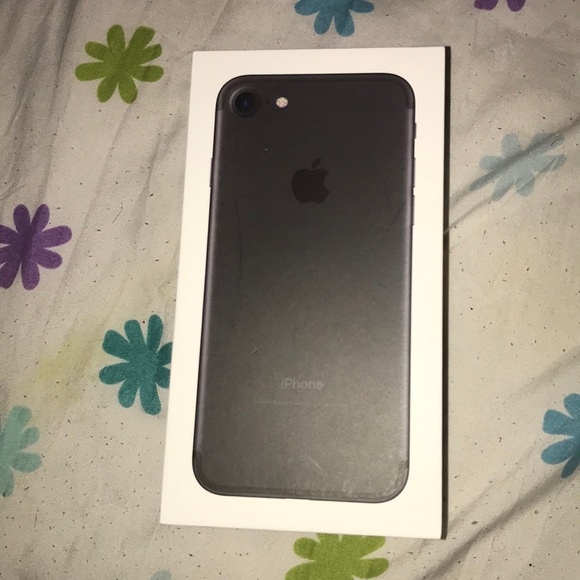 IPHONE 7 - Picture 1 of 2